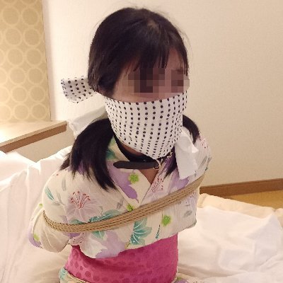 緊縛の変態の外国人が京都で緊縛を練習している。友達や練習の相手を探しています。
#緊縛 #sm #BDSM #bondage #京都 #猿轡 #DID #首輪