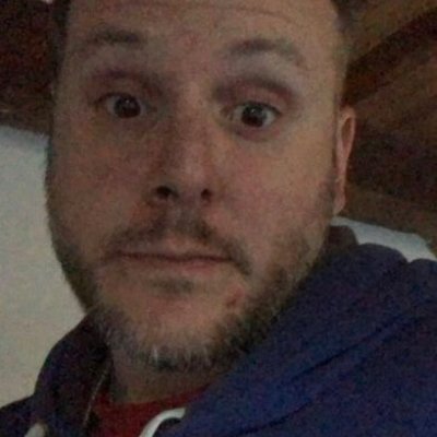 professeur sur Rodez ,cherche plan gay discret car prof