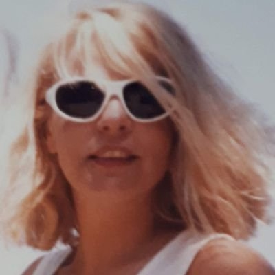 I always follow back ⚘️
I DON'T ANSWER TO DM. NO DM
NO LISTES ⛔️
NO PORN⛔️
Ότι γράφω δεν αφορά εμένα προσωπικά..