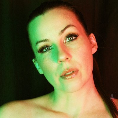 Financial Dominatrix | Mistress || coffee. horror, star trek, high heels, & pink || no tribute no DM $50 || https://t.co/YcyiI9c0oF alt: @zxmacabre
