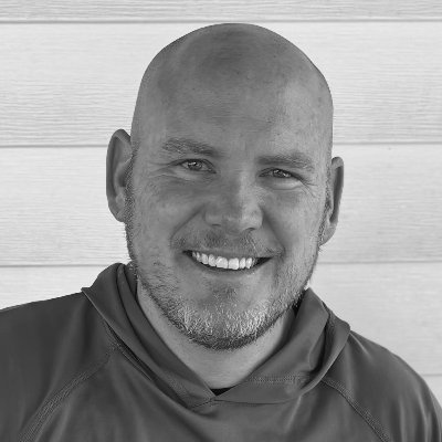 Christ Follower // Husband // Dad // Former Pitt Football Player // Coastal Hurricanes Assistant // Team USC Unleashed EYBLC Coach