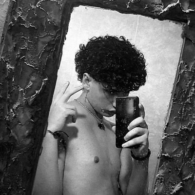 tattojofre's profile picture. 🗣 seduzco a demonias con lo bajo que vibro