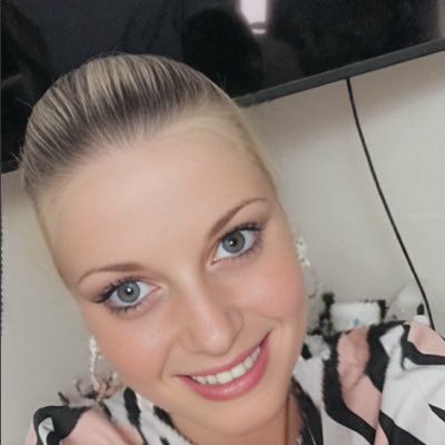 Janet9429582454's profile picture. I’m available for massage with therapy happy ending e.t.c