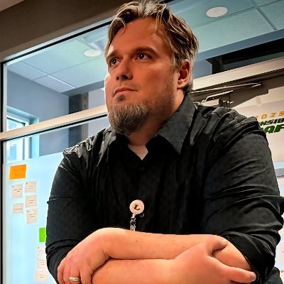 ▫️ Strategist + Special Projects @LongviewISD 🐺
▫️ Alumnus @UofOklahoma and @StJohnsCollege
▫️ Radical moderate, neo-Classicist, pompous blowhard