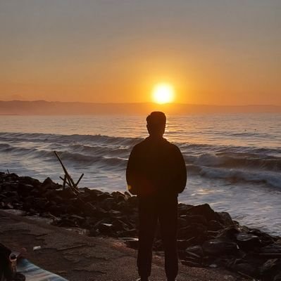 HJayaperma76022's profile picture. 