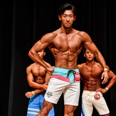 nnnibe__16's profile picture. 百年先も愛を誓うよ