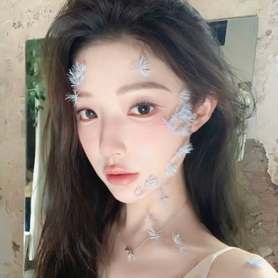 dazzlingice66's profile picture. 