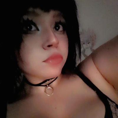 avrg leopik enthusiast ≽^•˕•^≼
118 yr old vampire with epic fangs !¡☆(ゝω·)⋆