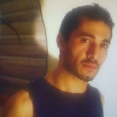 Asla sıradan olmamı beklemeyin, çünkü ben, ben olabilmek için, çok ama çok bedel ödedim!
Müslümanım, ona göre düşünüp, ona göre hareket etmek zorundayım.