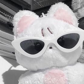 una_pukupuku's profile picture. 