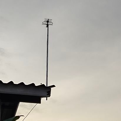 DcfgggTyui's profile picture. อยากดูรูปส่งมาก่อน