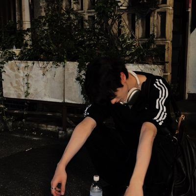 ☾/ .. 📼 1879’ s (grand theatre) view of ── history ‘a veritable cornucopia of grandiloquent tales and noble deeds. 📃
acc backup dari akun @loveljys