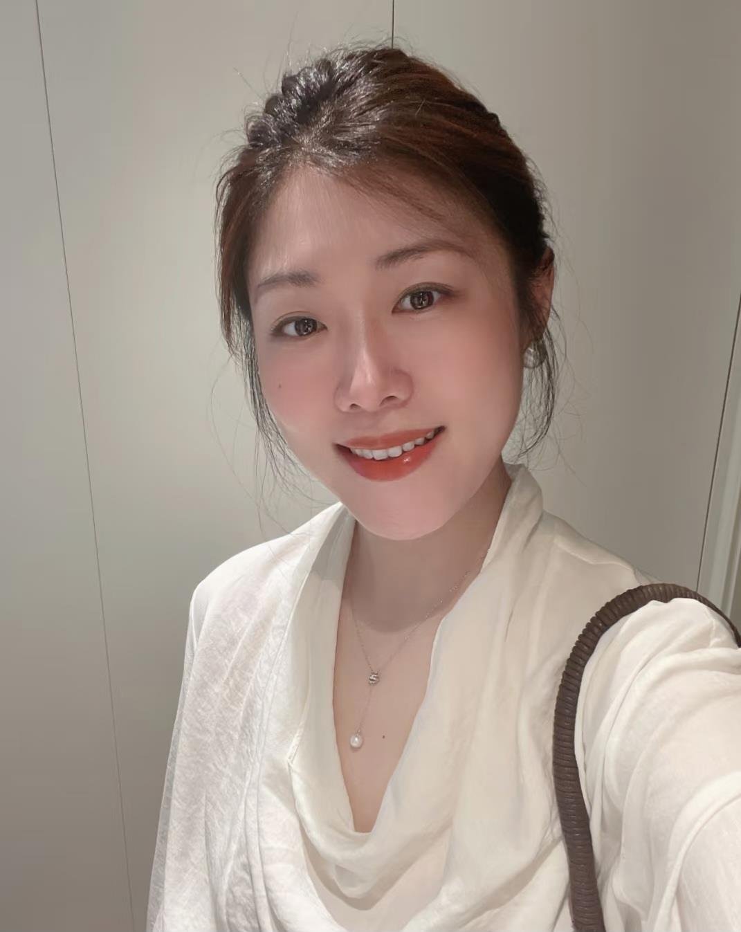 wbGHuy7WKSO71xr's profile picture. 年齢に関係ないんですが、気にしないでください。