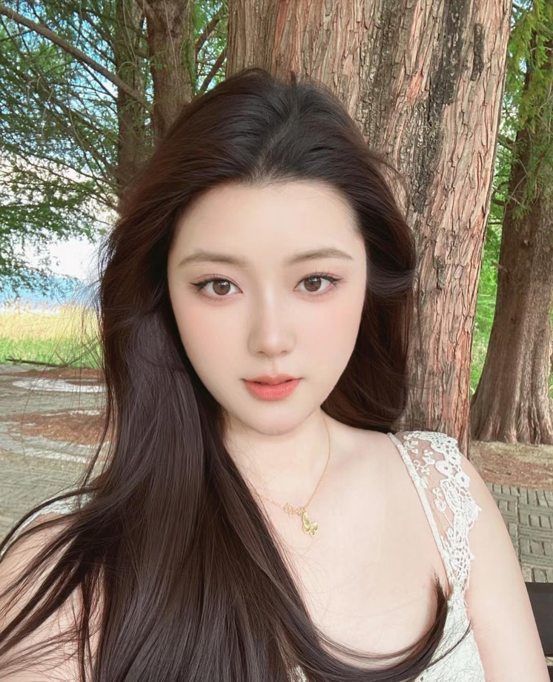 WdyOSN1QU7qAdFP's profile picture. 姉のピンドゥーを確認してみませんか？