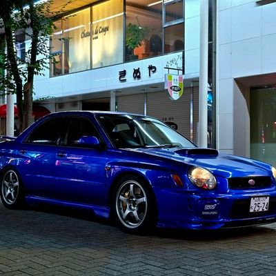 hold2524's profile picture. 車も人も01産まれ