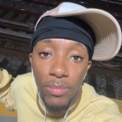 🦄Nicki’s Finest✨Queen Follows🥰Singer/Songwriter🎤Press Play▶️ BOOBIE😘RED RUBY DA SLEEZE 🩷❤️
