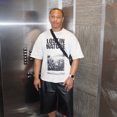 thephdpapi's profile picture. drink water. mind your business.