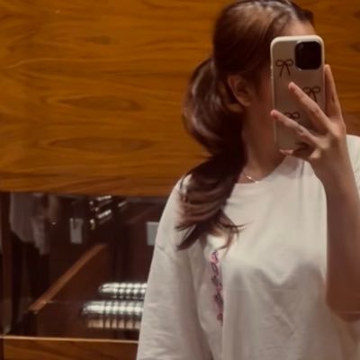 cacaajed's profile picture. 