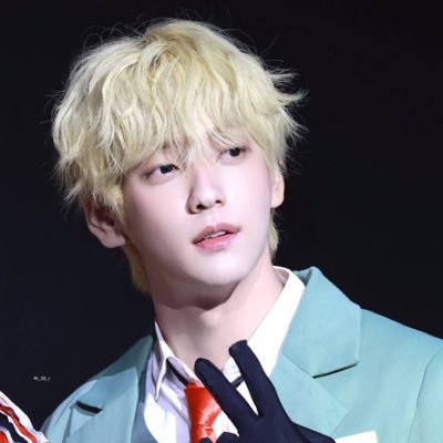 astro600114's profile picture. ヤンコチペン🐰😻 MOA🐰