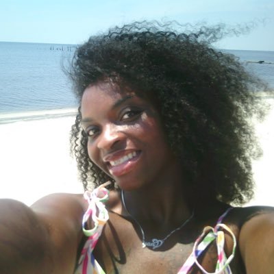 yannabananaa__'s profile picture. yanPLUSone. | ig: yannabananaa__|sc: yannabananaa00