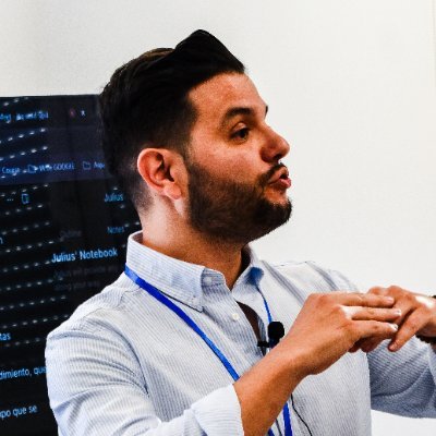 Profesor, Mentor y Consultor de IA | CEO en MOLA DATA