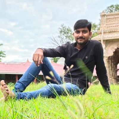 SParejiya's profile picture. Abnormally normal!
Tech Enthusiastic.  #stufflistingsarmy