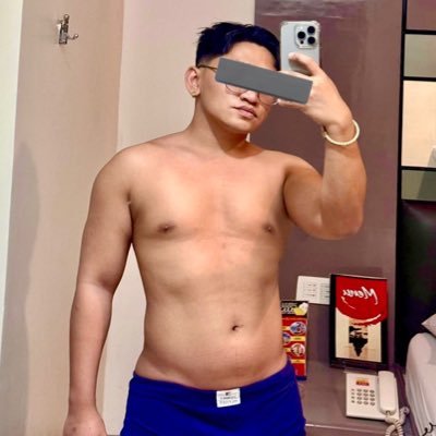 Vers (Power) bottom from Manila. For hire and open for collabs. TG channel, send me a dm or pm me 😙