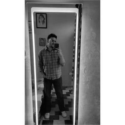A normal homosapien who's trying to be a stoic.
Non - conformist ✊