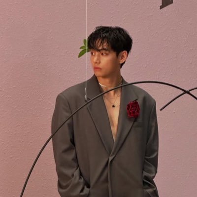 {BTS & EXO & ASTRO & NCT & TXT & ATEEZ & SUPERM & IKON, GOT7 & ACE & ONLYONEOF & STRAY KIDS & TREASURE } (she/her 25) FAN ACCOUNT