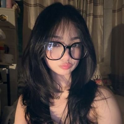 nggihsuwun's profile picture. unlab