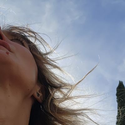 Curadora, periodista, conductora y productora periodística independiente https://t.co/b9T08wxWkV
|Opino como ciudadana y a título personal|