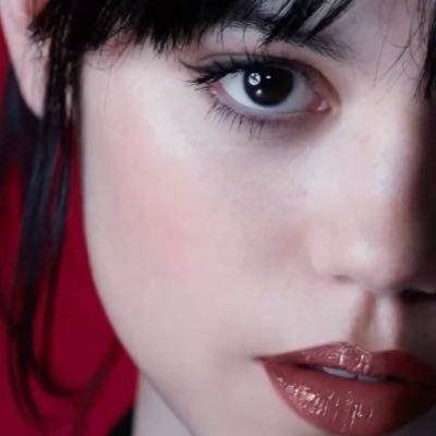 liakmell's profile picture. cabeça com eco