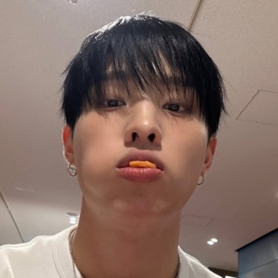 #YOONKEEHO LOVE ZONE ( ≧ᗜ≦) 190125 saw p1h ⋆✴︎˚。⋆ Hey siri play swagger by p1harmony
