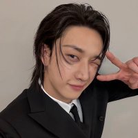 Bang Chan's wife 🐺🖤 (@albuc12) 's Twitter Profile Photo Bang Chan's wife 🐺🖤 (@albuc12) 's Twitter Profile Photo