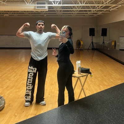 _deef2_'s profile picture. 25, 222