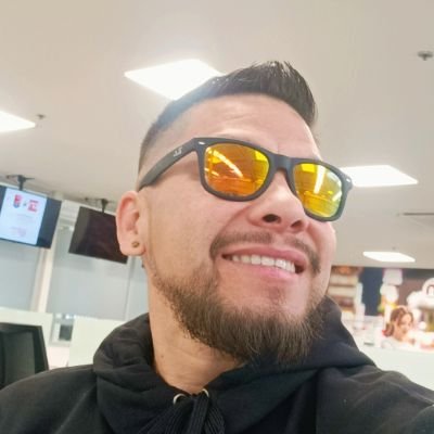 adelaroche's profile picture. Trading and cryptocurrency