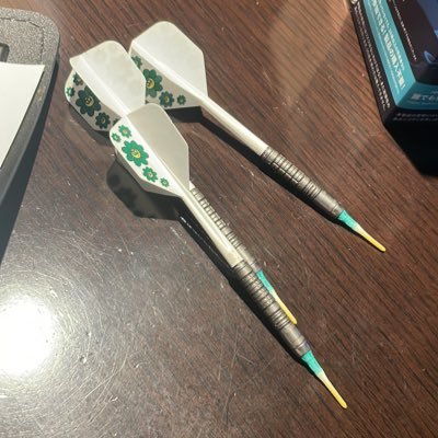 初めて1年半程になりました。今年こそRt7に戻ってなんならAフラ目指す! 出会わない系なのでお店で偶然バッティングしたら鬼レグしましょ!