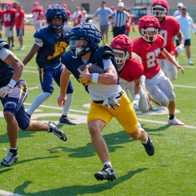 𝟐𝟗’ | 𝟒.𝟎 𝐆𝐏𝐀💫 | 𝐒𝐋𝐎𝐓 + 𝐒𝐒 🏈| @PCC_FOOTBALL📚 | 𝐀𝐆𝐓𝐆 ✝️| 🙌 | 5’10 - 170LBS | 𝐡𝐞𝐚𝐝 𝐜𝐨𝐚𝐜𝐡 : @CoachLehmeier