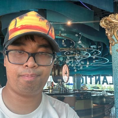 Sagittarius♐️, Loves Aviation✈️👨✈️, Filipino🇵🇭