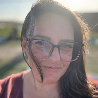 40. Sunflowers and rainbows. Kindness with a slice of Amazonian badass mommery. Unapologetically fat. Coziness personified. She/Her 18+. DM's FROM MUTUALS ONLY.