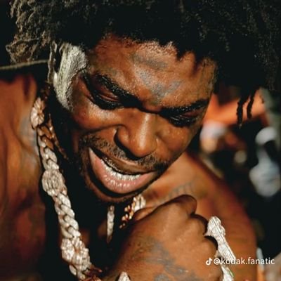 bigscott011's profile picture. 