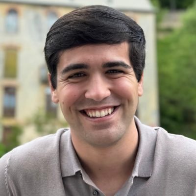 Carlos Fernández Profile