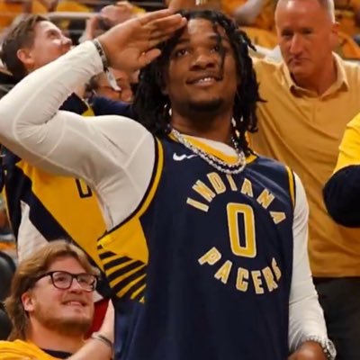 Kawhi Leonard Stan | Co-owner of the AFC south and the Milwaukee Bucks by association. Nembhell is REAL. #ForTheShoe #YesCers #RollTide #IUBB #NowYouKnow