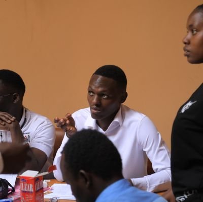 Bobelovroberts's profile picture. in the naked light I saw Ten thousand people, maybe more People talking without speaking People hearing without listening. None dared to disturb the silence.