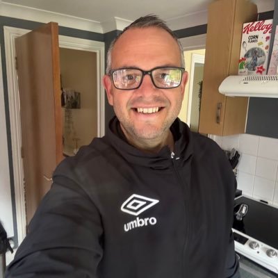 All things Tottenham, Golf and Sport. Inside the ropes when I can with DP World Tour. Happy to debate, but not with morons #COYS 🐓 #ChangeForTottenham