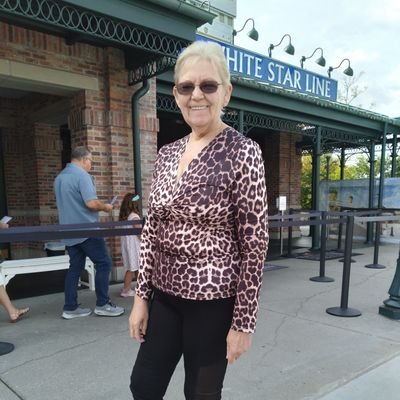 Tanya39682's profile picture. My 2 sons and my chihuahua are mostly my world. I do have some amazing best friends that have helped me more than I can ever say. I'm single, loving it.