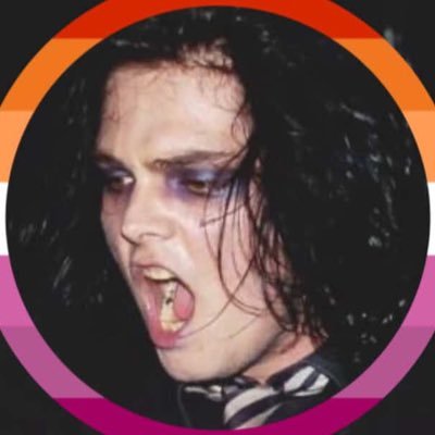 @hisure1ss’s femme ⁎⁺˳🏳️🌈༚☆ artist༚☆ ⁎⁺˳ ♡ saw mcr 9/11/22, 9/21/22, 8/9/25 ♡