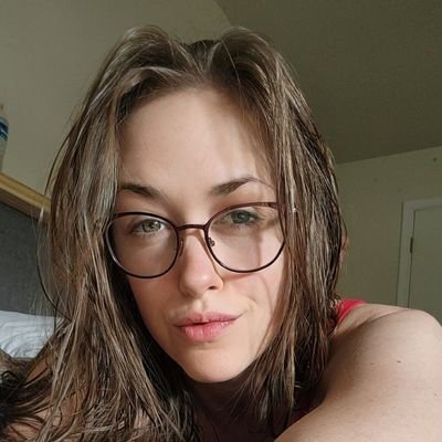 ReeseSquirts10's profile picture. 🔞 Pansexual Switch// Ft // Meetups & Also Sells Contents 😈💦