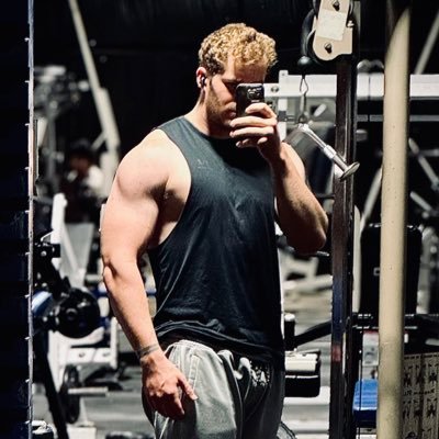 Just a guy • Twitch Streamer • MTG Commander Player • Gym Rat • Listener of Metal/Rock • Soulbound to @MetaMatriarch • Lionyxgaming10@gmail.com