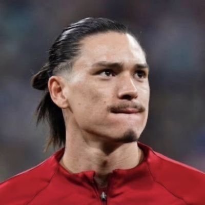 @LFC @AlHilal_FC Un homme qui croyait en Darwin Núñez, désormais brisé...💔 #20